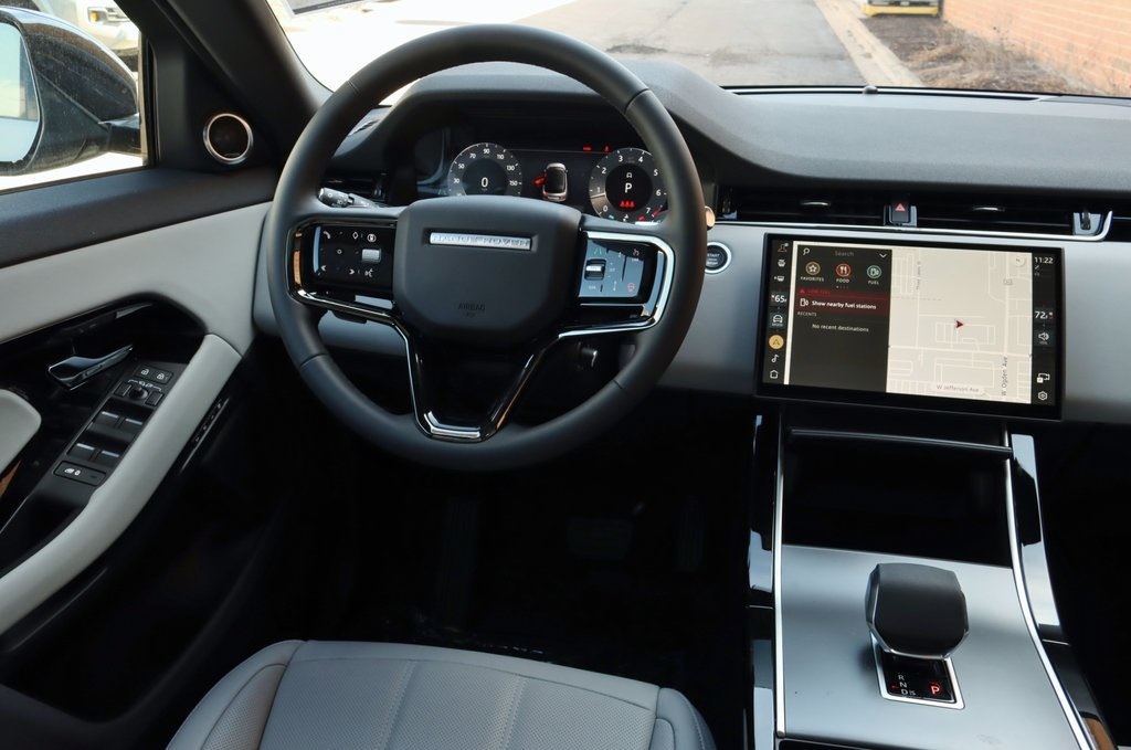 2026 LAND ROVER RANGE ROVER EVOQUE - Image 15