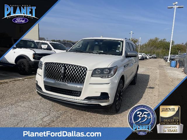 2022 Lincoln Navigator Black Label L's photo