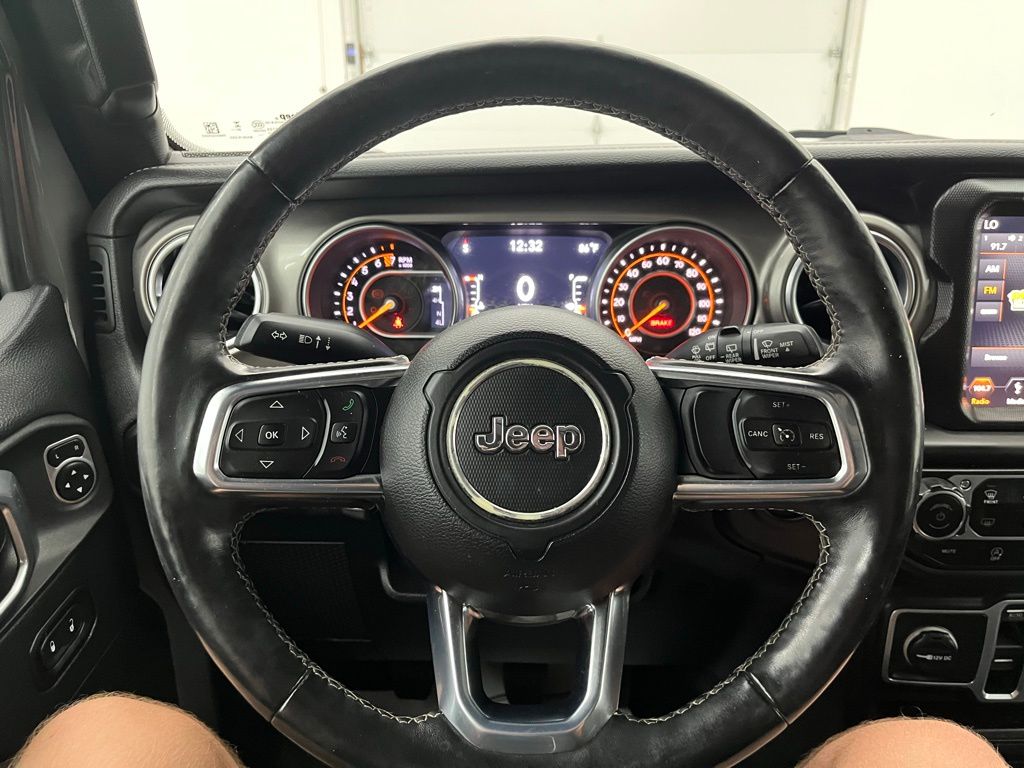 2018 Jeep Wrangler Unlimited Sahara photo 22