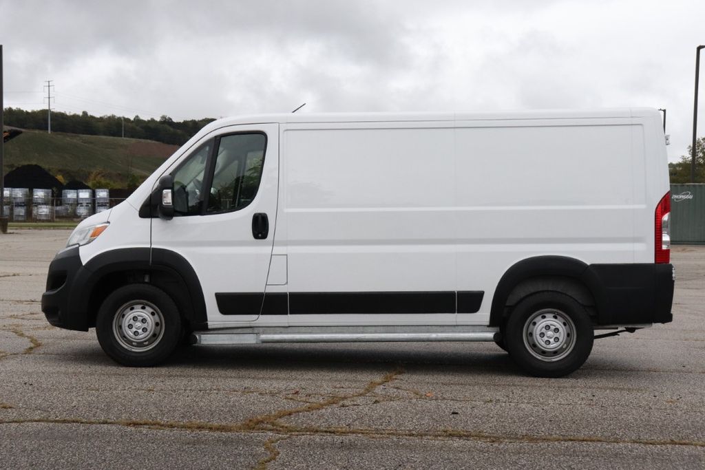 2023 Ram ProMaster 2500 Cargo Van photo 3