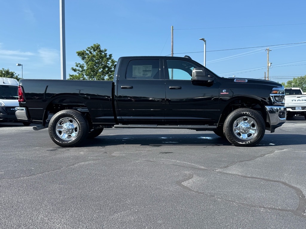 2025 Ram 2500 Tradesman photo 2