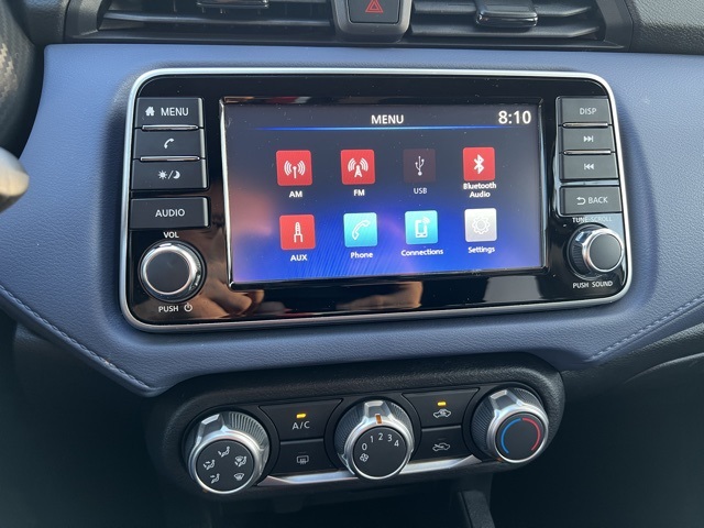 2024 Nissan Versa 1.6 SV photo 12