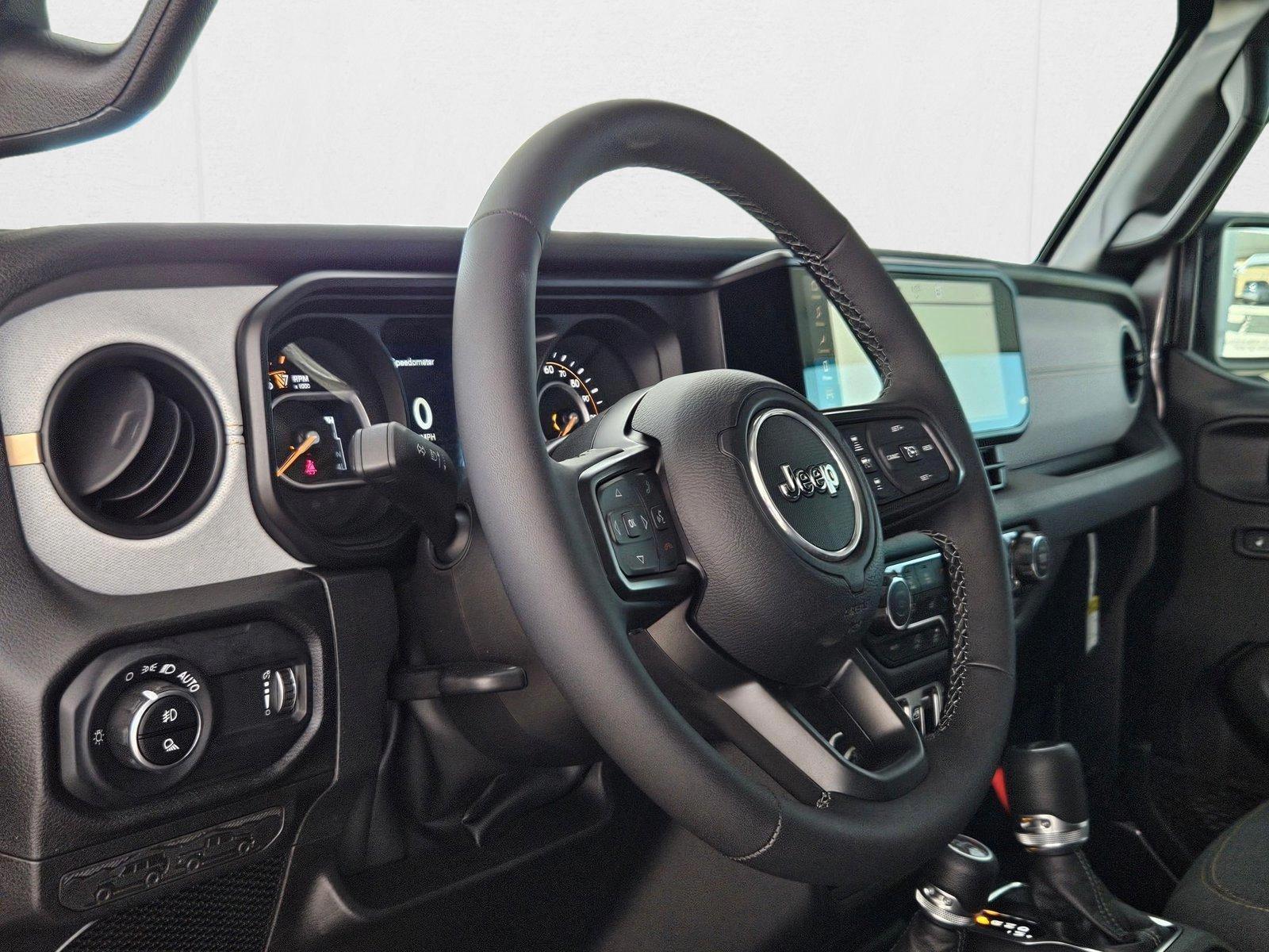 2025 Jeep Gladiator Sport S photo 3