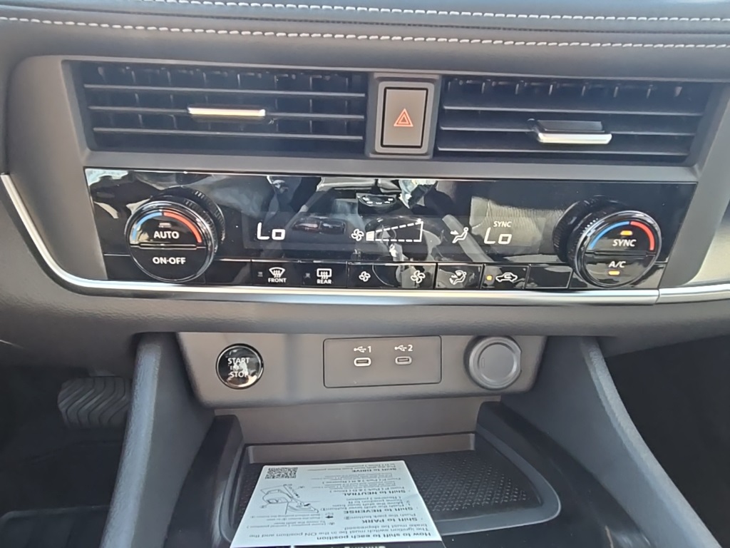 2026 Nissan Rogue SV photo 19