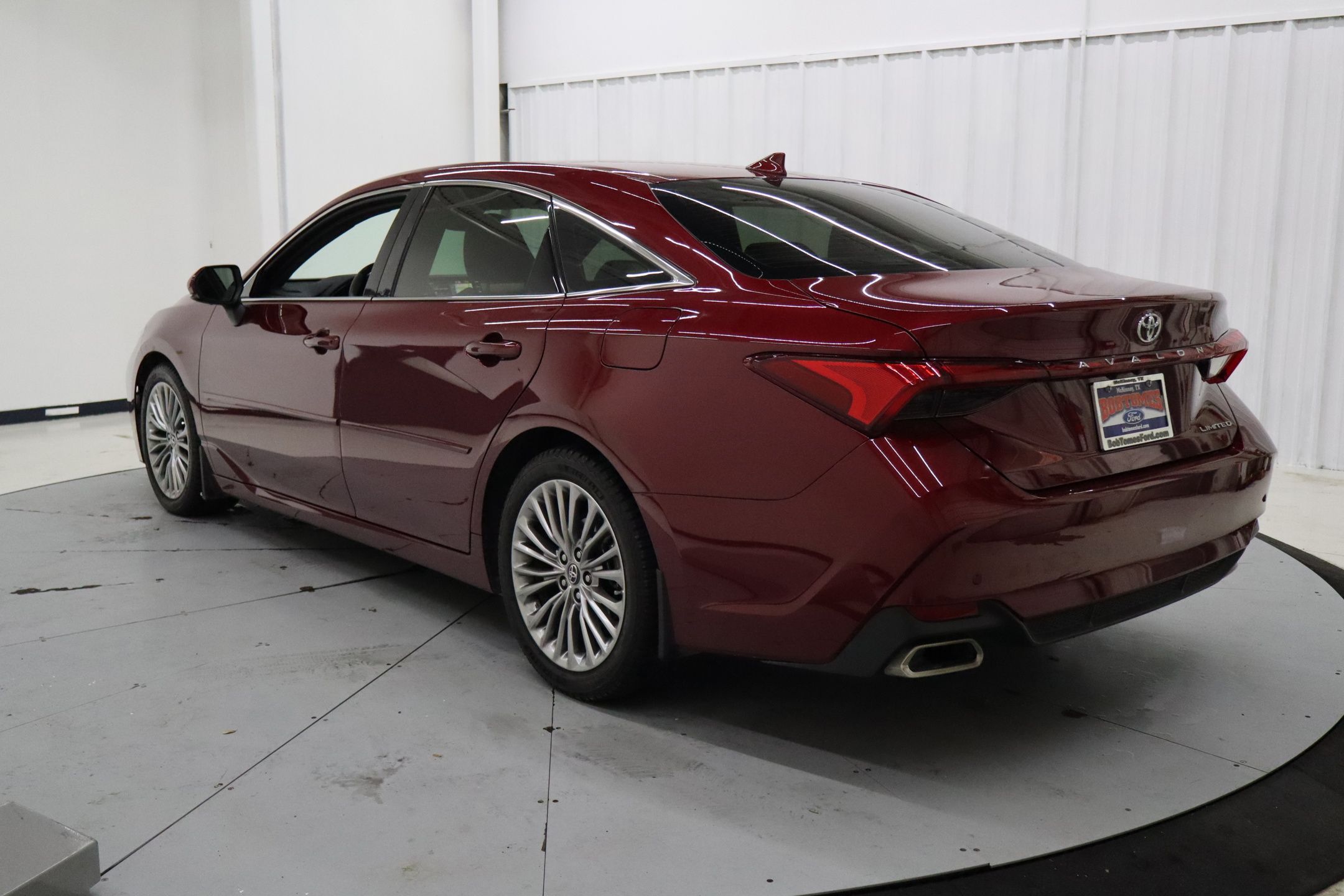 2019 Toyota Avalon Limited photo 6