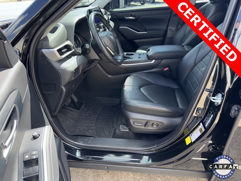 2023 Toyota Highlander XLE photo 8