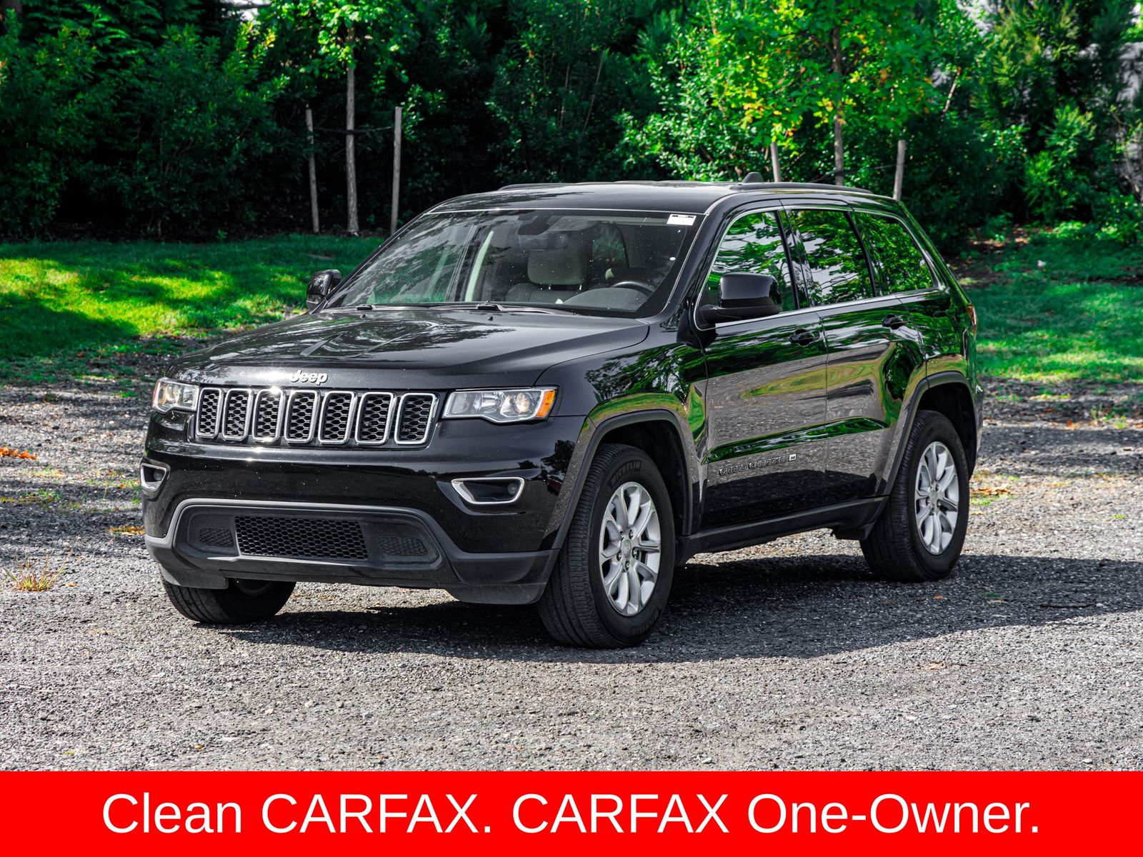 2022 Jeep Grand Cherokee Laredo E photo 2