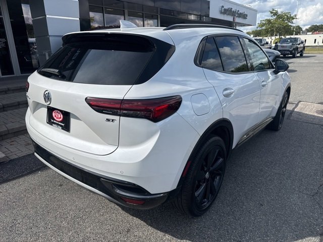 2023 Buick Envision Essence photo 8