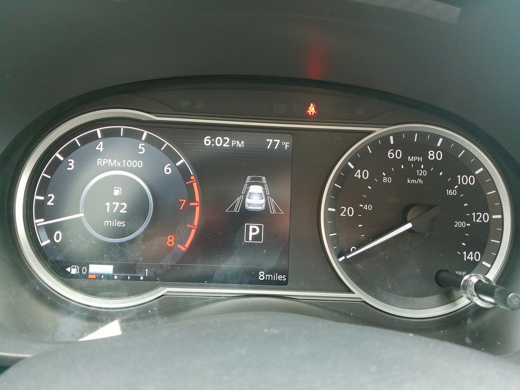 2025 Nissan Versa SV photo 32
