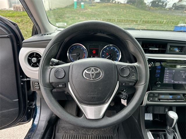 2018 Toyota Corolla XLE XSE photo 13