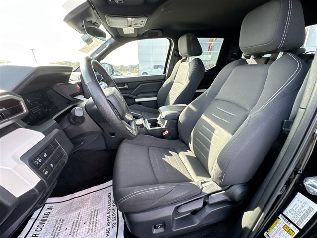 2024 Toyota Tacoma TRD Off-Road photo 4