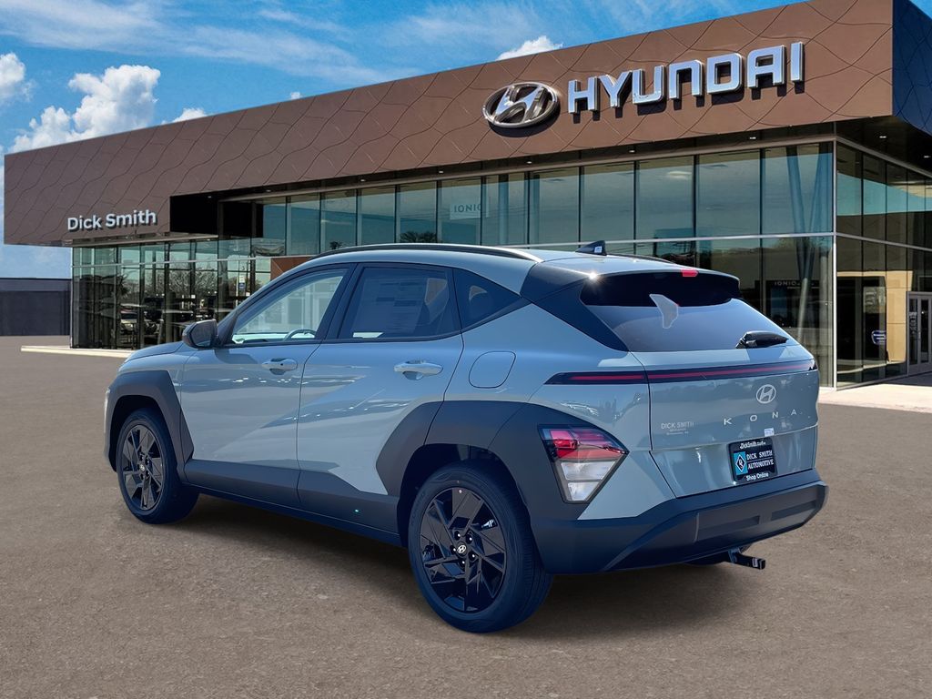 2026 Hyundai Kona SEL photo 2