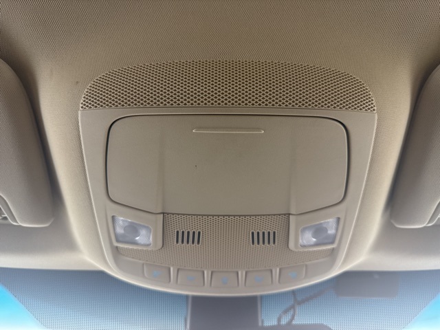 2018 Ford Edge SEL photo 12