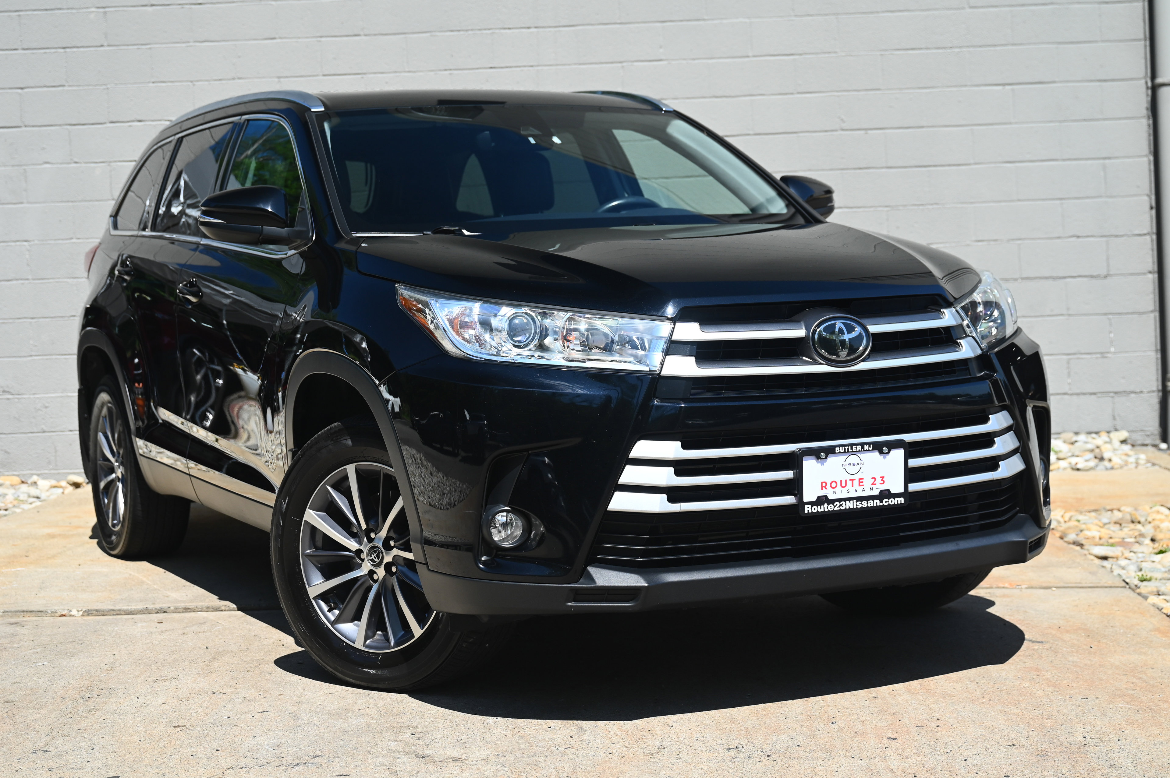 2019 Toyota Highlander XLE photo 3