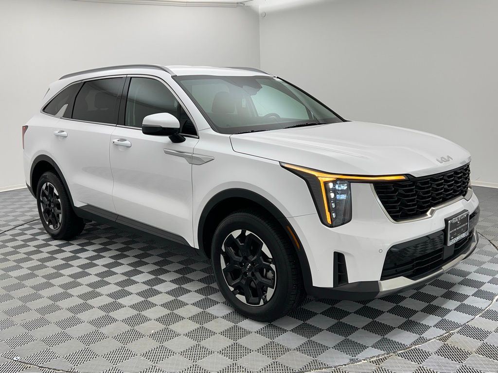 2024 Kia Sorento S photo 3