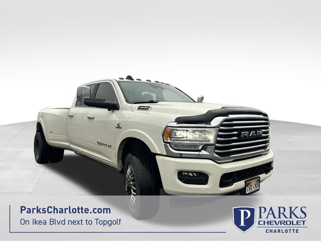 2022 RAM Ram 3500 Pickup Longhorn's photo