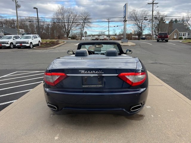 2012 Maserati Granturismo photo 3