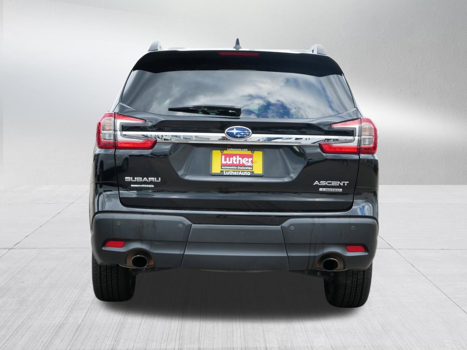 2023 Subaru Ascent Limited photo 6