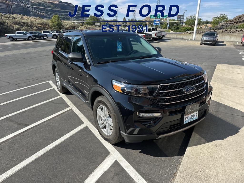 2024 Ford Explorer XLT photo 3