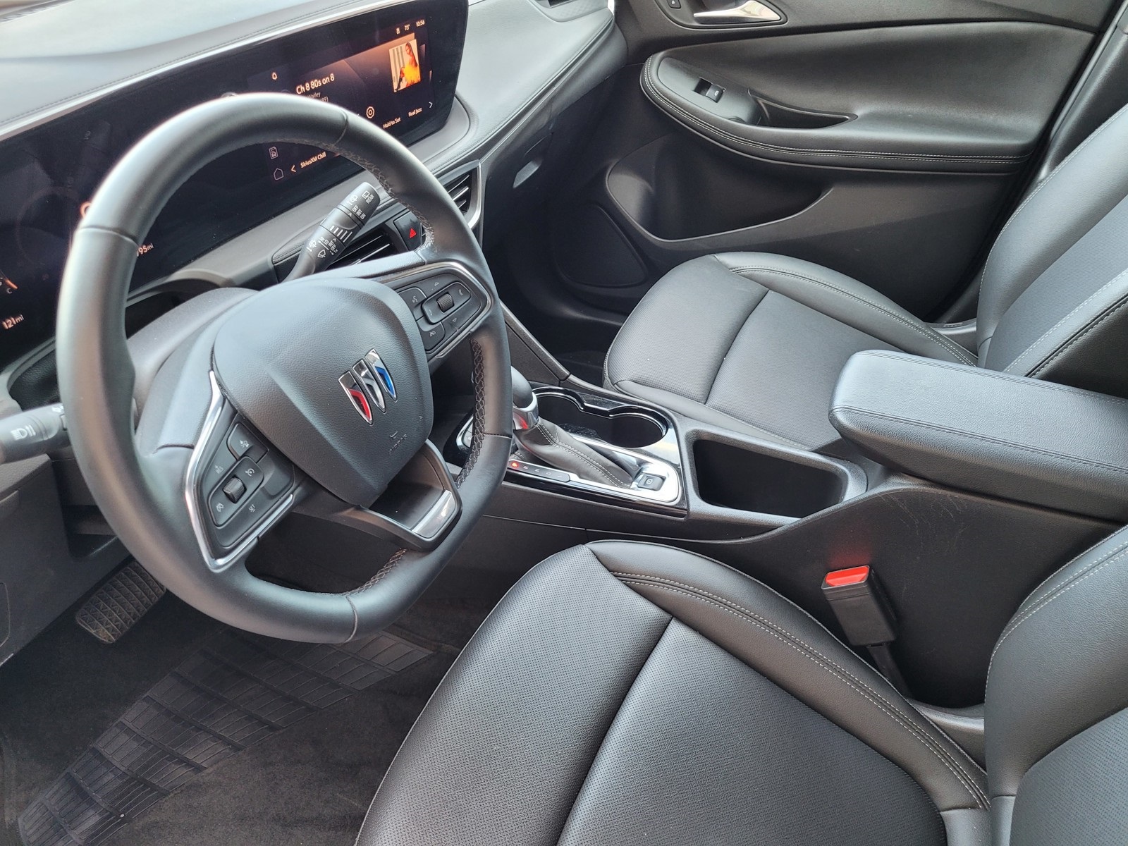 2024 Buick Encore GX Sport Touring photo 15