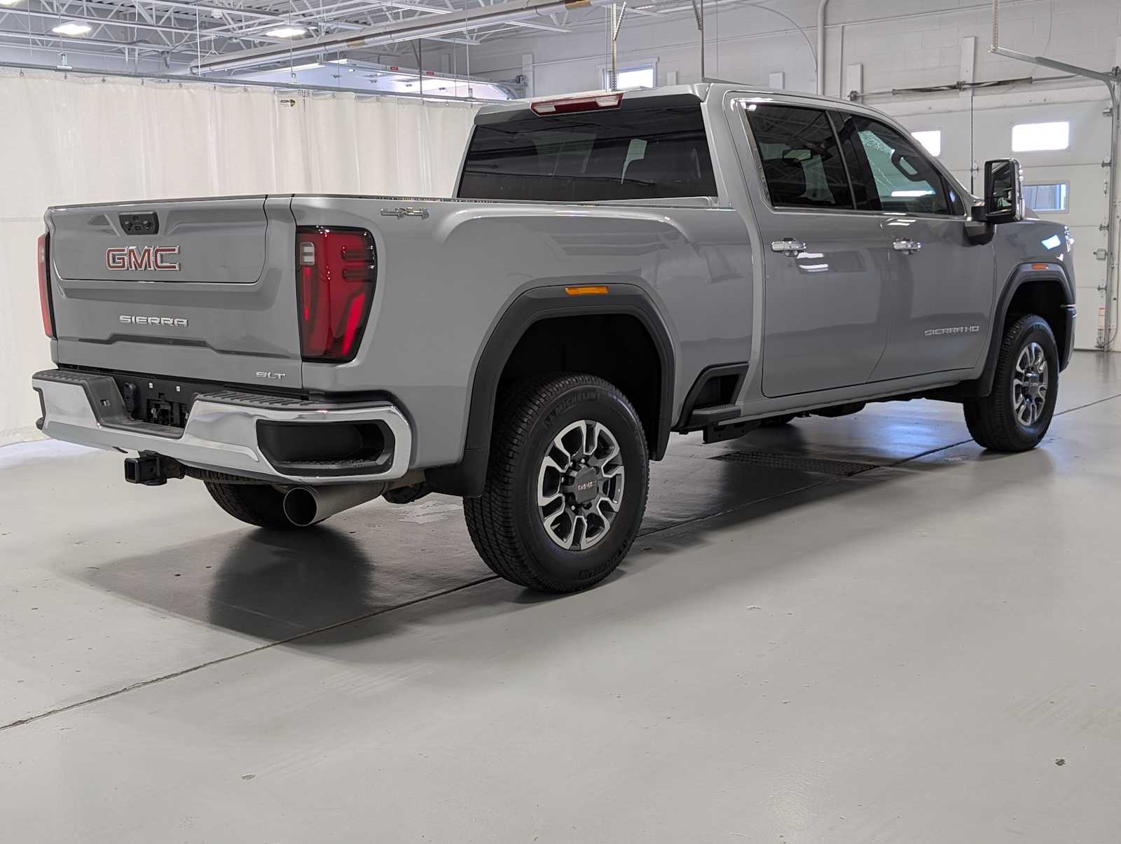 2025 Gmc Sierra HD SLT photo 4