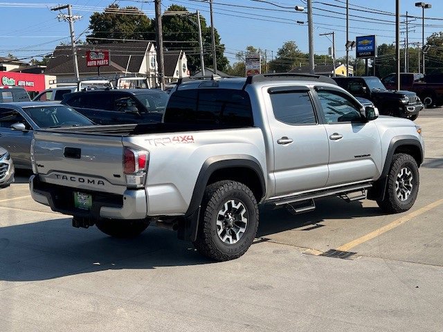 2022 Toyota Tacoma TRD Off-Road photo 4