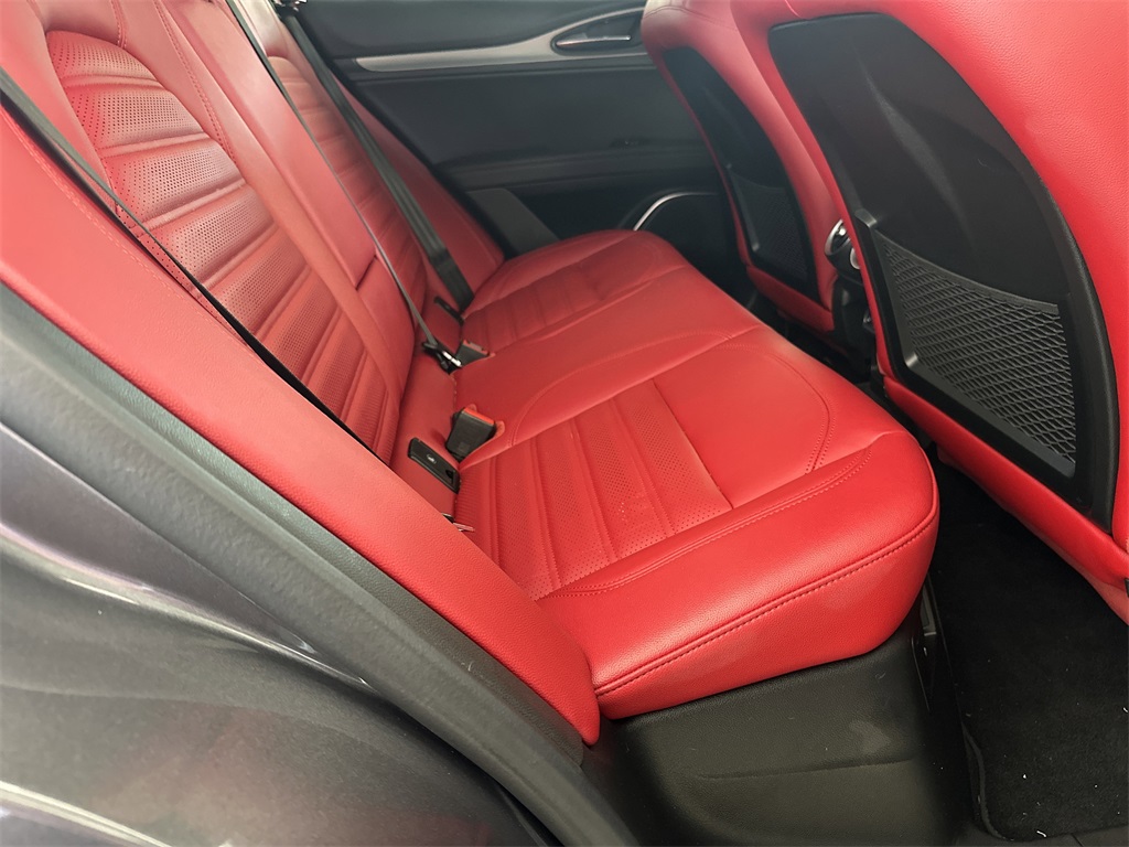 2023 Alfa Romeo Stelvio Ti photo 33