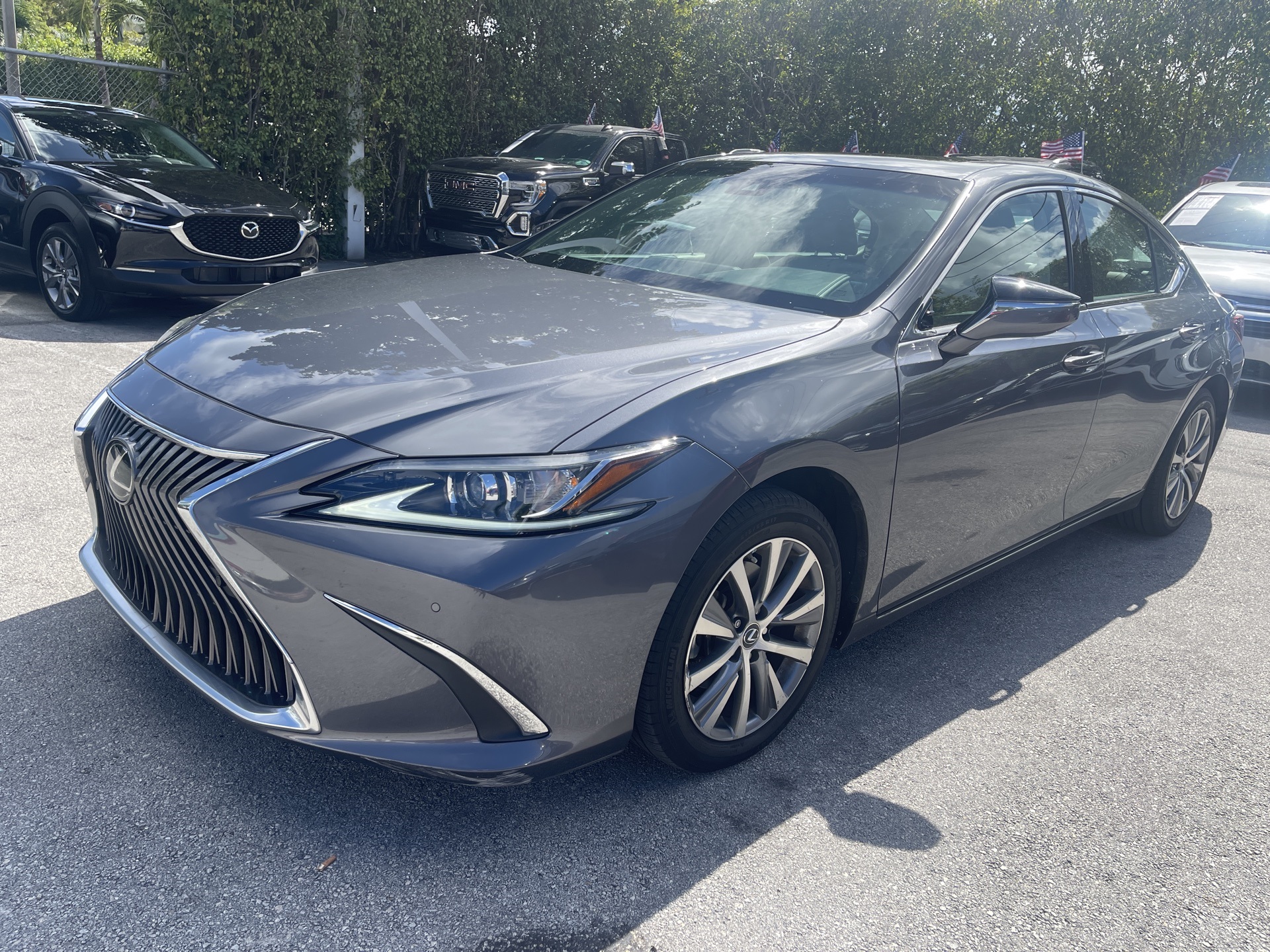 2019 Lexus ES