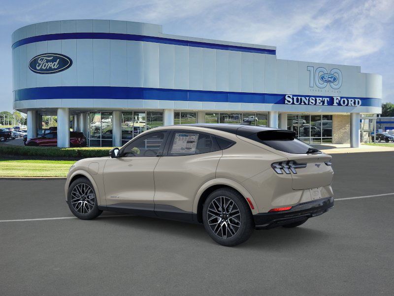 2025 Ford Mustang Mach-E Premium photo 4