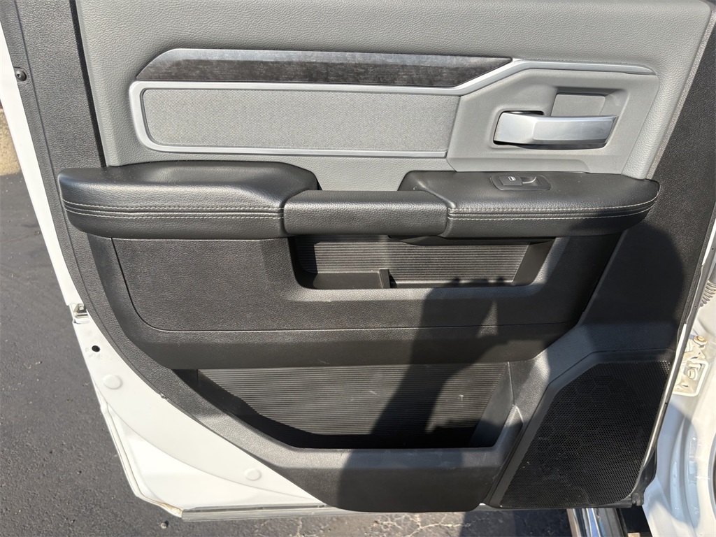 2022 Ram 3500 Big Horn photo 29