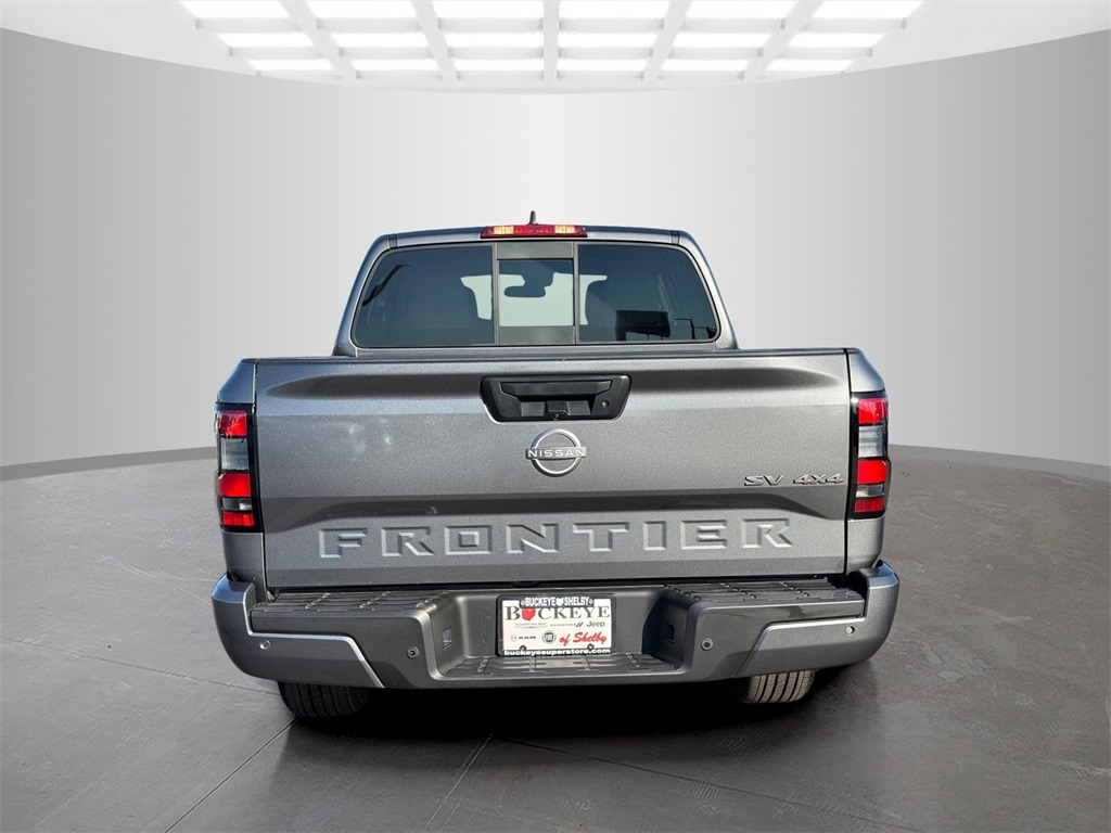 2022 Nissan Frontier SV Crew Cab photo 6