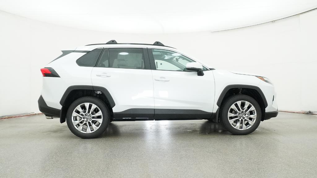 2025 Toyota RAV4 XLE Premium photo 26