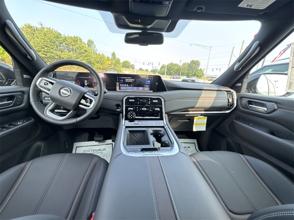 2025 Nissan Armada SL photo 10
