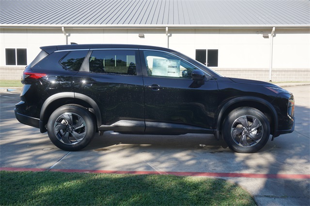 2026 Nissan Rogue SV photo 3