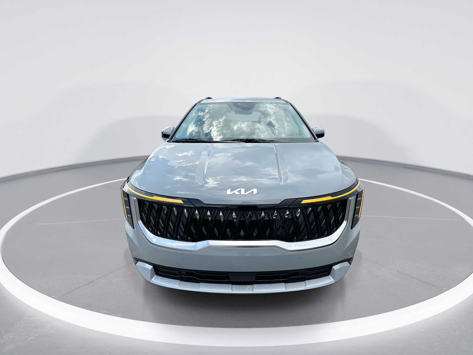 2026 Kia Carnival EX photo 3