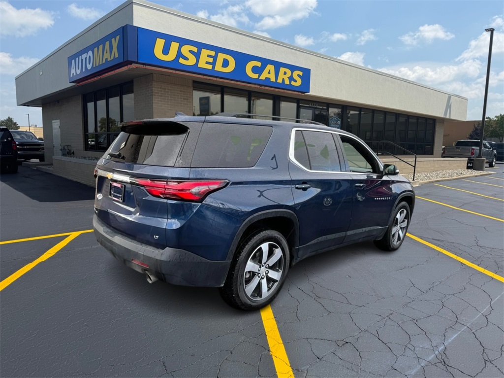 2023 Chevrolet Traverse Leather photo 2
