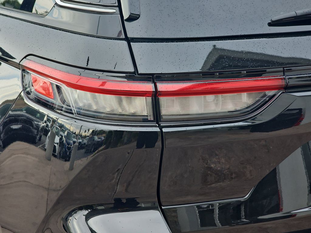 2022 Jeep Grand Cherokee Limited photo 39