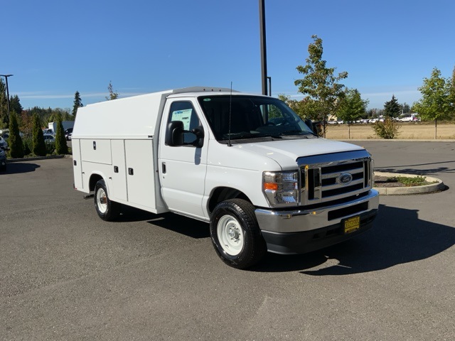 2025 Ford E-350 Base photo 3