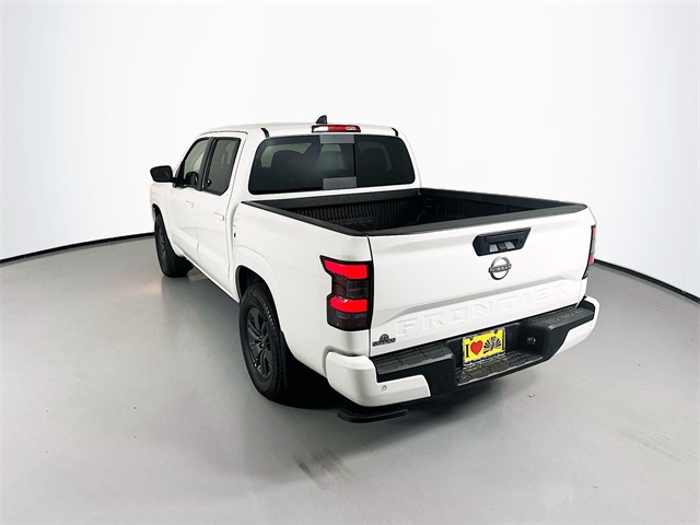 2025 Nissan Frontier SV photo 2