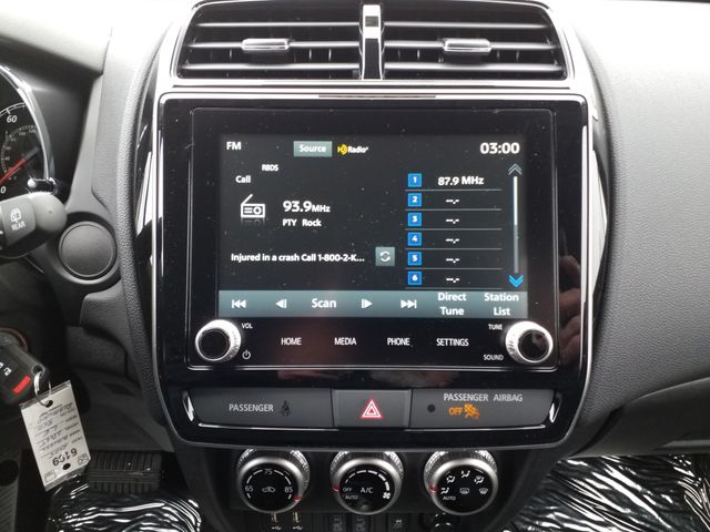 2025 Mitsubishi Outlander Sport LE photo 15