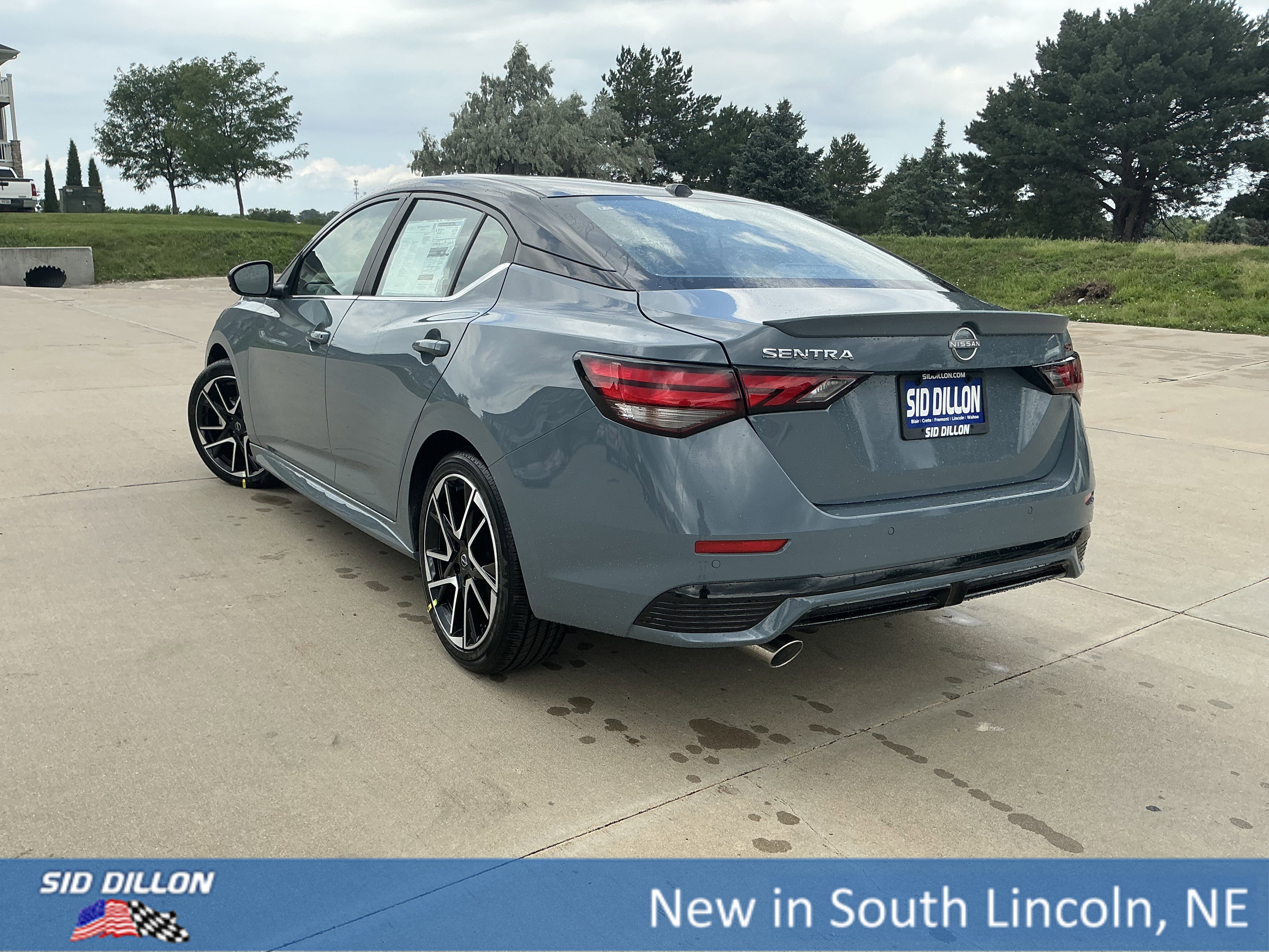 New 2025 Nissan Sentra SR 4 Door Sedan in Lincoln #4N26118 | Sid