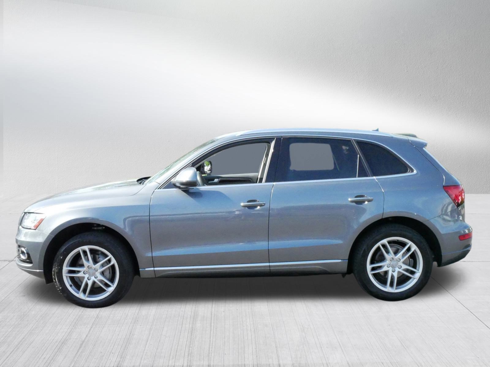 Used 2015 Audi Q5 Premium Plus with VIN WA1LFAFP1FA044608 for sale in Saint Louis Park, MN