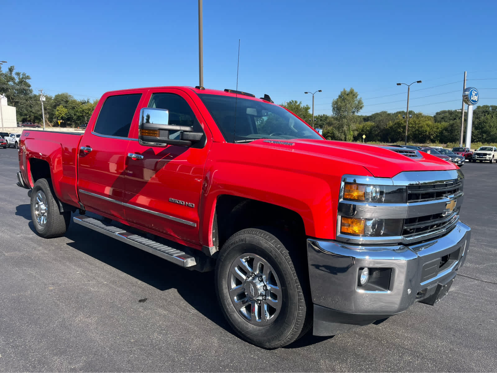2019 Chevrolet Silverado 2500HD LTZ photo 2