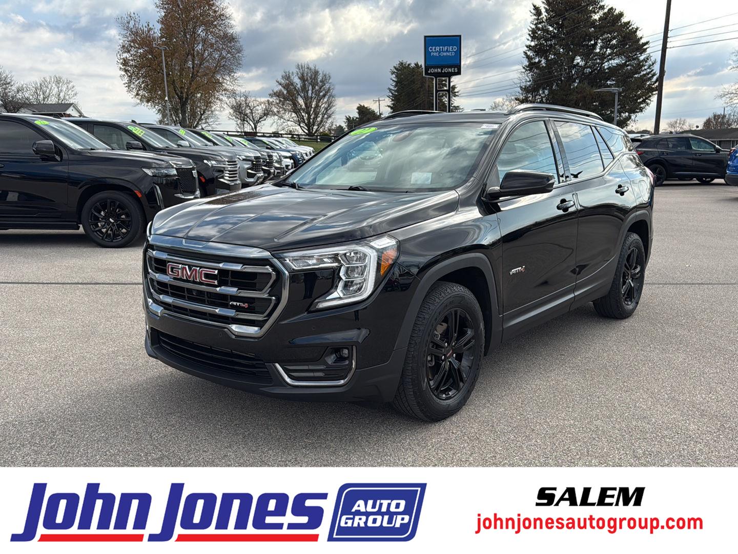 2022 GMC Terrain AT4's photo
