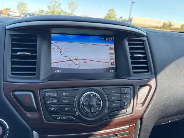 2019 Nissan Pathfinder Platinum photo 10