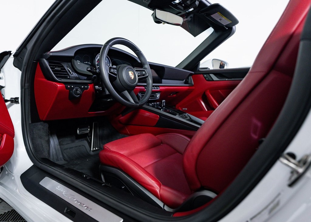 2023 Porsche 911 4 photo 20