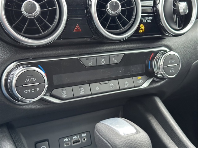 2025 Nissan Sentra SV photo 25