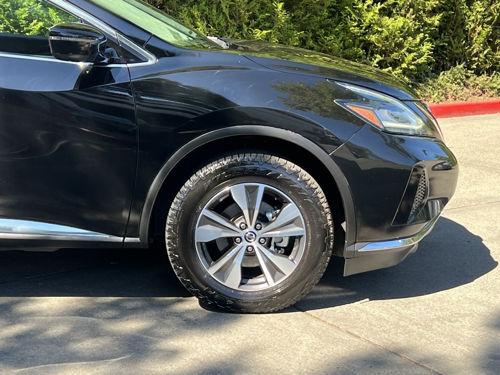 2020 Nissan Murano SV photo 2