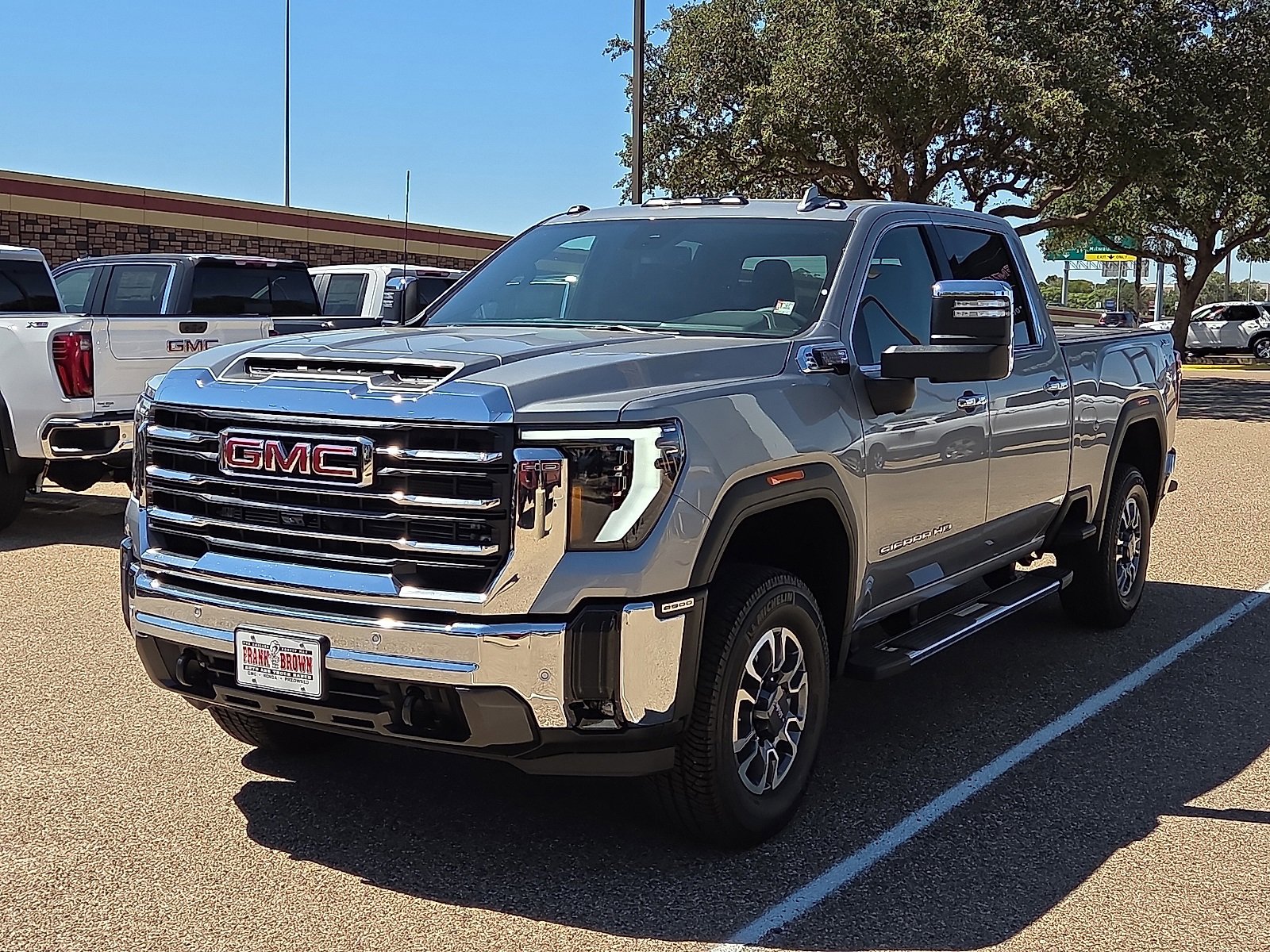 2025 GMC Sierra 2500HD SLT's photo