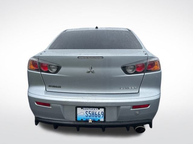 2014 Mitsubishi Lancer ES photo 4